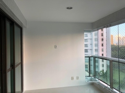 Apartamento possui 166 m2,3 quartos, 3 suites, Le Parc, em Patamares - Salvador - BA