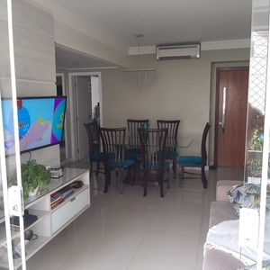 Apartamento reformado 2 quartos á venda, Costa Azul, Salvador/Ba