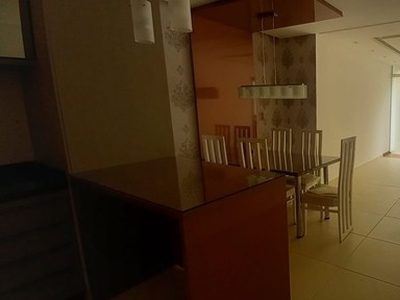 Apartamento térreo, semimobiliado para locação no Dom Residence - 3 quartos