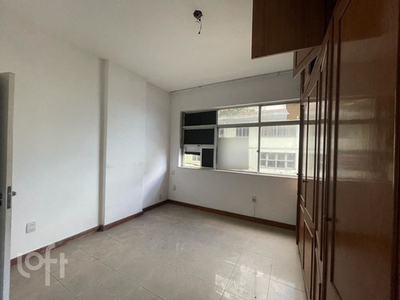 Apto Ingá | 3 Quartos | 150 M² | Cond: R$1412.0 | 1 Vaga