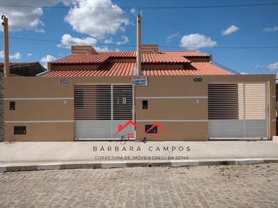 Casa 2/4 sendo uma suíte ,acesso Noide Cerqueira