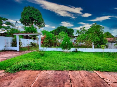 casa 2 quartos à com piscina e terreno de 800 m² em Tarumã-Açu - Manaus- AM. Vivenda do Po
