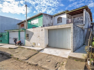 Casa à venda na Avenida Esperança