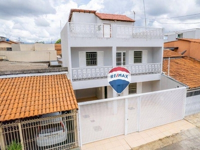 Casa à venda na QE 34, Guará II