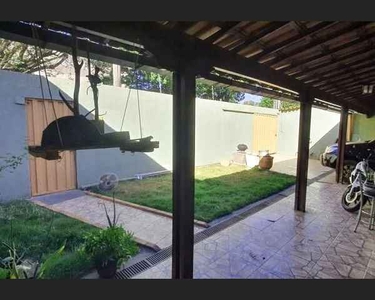 CASA A VENDA NO BARREIRO, PRÓXIMA AO VIA SHOPPING, COM BARRACOES INDEPENDENTES. IDEAL PARA