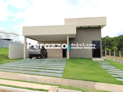 CASA ALTO PADRÃO de 04 Quartos Suítes com Fino Acabamento no Renomado Condomínio Alphavill