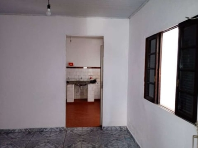 Casa com 01 quarto com vaga de garagem para alugar no Tatuapé - zona leste
