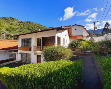 Casa com 3 quartos, 160 m² na Cascata dos Amores - Teresópolis/RJ