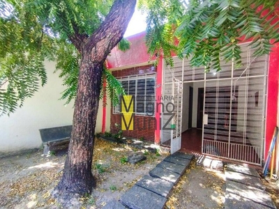 Casa com 2 quartos para alugar, 240 m² por R$ 1.278/mês - Centro - Fortaleza/CE