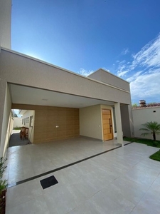 Casa com 3 dormitórios à venda, 177 m² por R$ 630.000 - Jardim Belvedere - Goiânia/GO