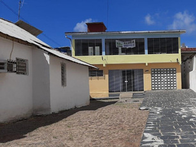Casa Com 3 Dormitórios Para Alugar, 140 M² Por R$ 3.300,00/mês