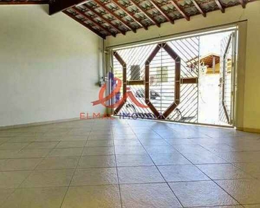 Casa com 3 Quartos e 4 banheiros à Venda, 215 m2 por R$ 630.000