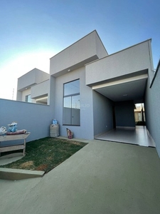 Casa com 3 quartos sendo um do tipo suíte à venda, 119,91 m² de área construída, no Setor