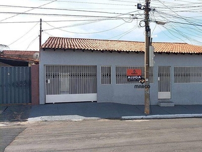 Casa com 4 dormitórios para alugar, 240 m² por R$ 2.300/mês - CPA II - Cuiabá/MT