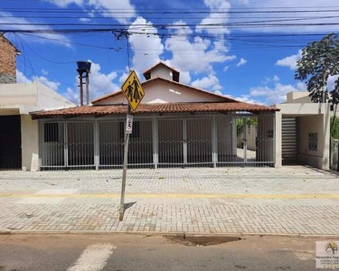 Casa Comercial para Venda em Aparecida de Goiânia, Vila Brasília, 2 dormitórios, 1 suíte