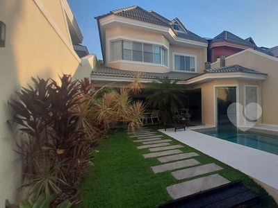 Casa de Condomínio à venda por R$ 4.166.000