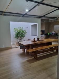 Casa de condomínio sobrado para aluguel tem 170 m² com 3 quartos