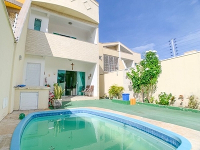 Casa Duplex com 6 quartos à venda, 251 m² por R$ 589.000 - Manoel Dias Branco - Fortaleza/
