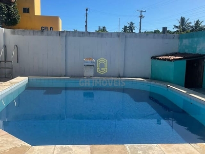 Casa duplex medindo 12x30 na Ilha da Crôa, 2 quartos, sendo 1 suíte, com quintal e piscina