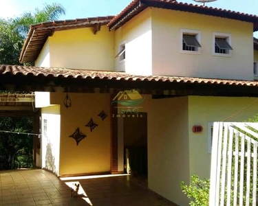 Casa escriturada à venda - 258 mts² em Terra Preta Mairiporã SP