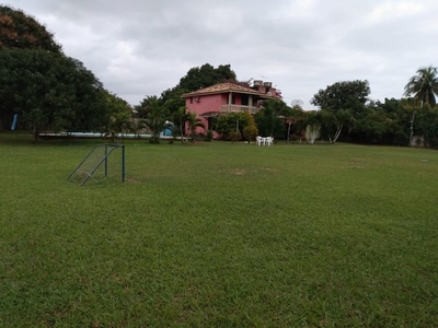 Casa escriturada na ilha com 3 quartos