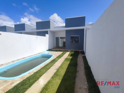 Casa excelente de 2/4 à venda, 75 m², condomínio, Arembepe, Camaçari/BA.