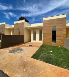 Casa moderna até 100% financiada a 400m da BR 040 no Jardim Ingá.