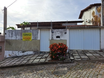 Casa na Rua Jorge Amado - bairro do Pacheco