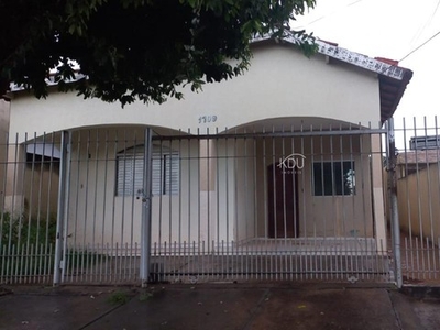 Casa para aluguel, 3 quartos, 1 suíte, 1 vaga, Vila Duarte - Rondonópolis/MT