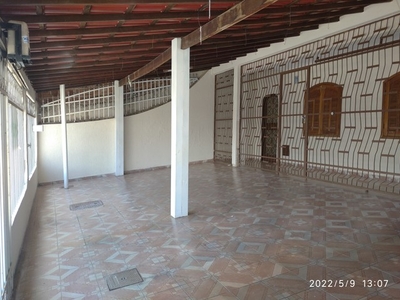 Casa para aluguel com 3 quartos em Taguatinga Norte - Brasília - DF