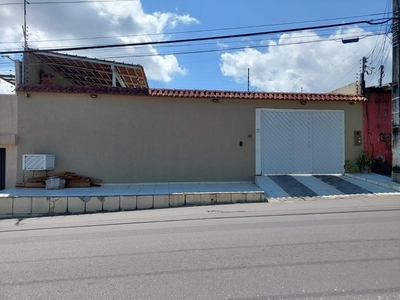 Casa para aluguel com 70 metros quadrados com 3 quartos em Flores - Manaus - AM