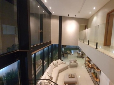 Casa para aluguel possui 327 metros quadrados com 5 quartos em Jardins Valência - Goiânia