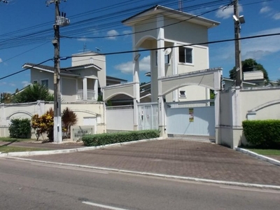 Casa para aluguel tem 230 metros quadrados com 3 quartos em - Eusébio/Ceará
