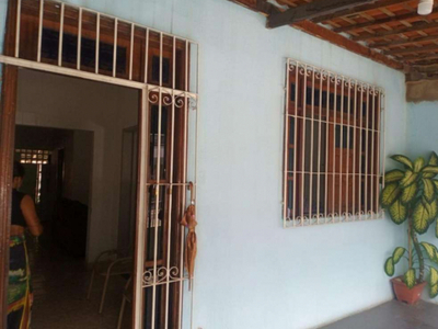 Casa para Venda em Aracaju, América, 3 dormitórios, 1 banheiro, 1 vaga