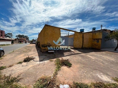 Casa para venda possui 150 metros quadrados com 2 quartos em Recanto das Emas - Brasília -