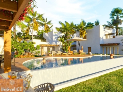 Casa para venda tem 239 metros quadrados com 3 quartos em Ilha do Guajiru - Itarema - CE