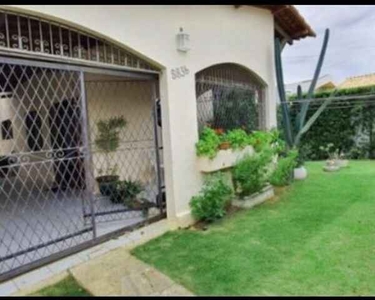 Casa para venda tem 267 m² com 4 qtos em Ponta Negra - Natal - RN