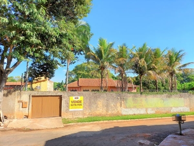 Casa sobrado em vila fechada com 3 quartos - Bairro Jardim Guanabara em Goiânia