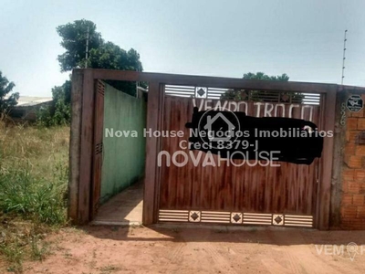 Casa Térrea com 2 Quartos à Venda por R$ 160.000