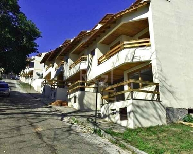 ![CDATA[Casa para Venda - 181.67m², 3 dormitórios, sendo 1 suites, 2 vagas - Nonoai]]