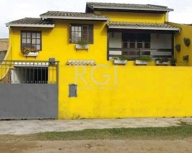 ![CDATA[Casa para Venda - 200m², 2 dormitórios, sendo 2 suites, 2 vagas - Ponta Grossa]]