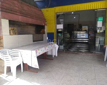 ![CDATA[Loja para Venda - 203.96m², 0 dormitórios, Cavalhada]]