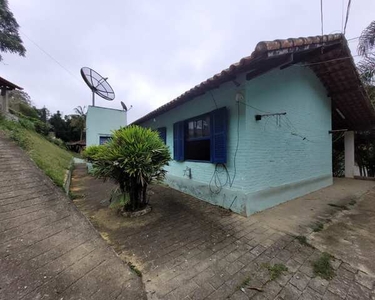 Chácara em São Lourenço da Serra com piscina