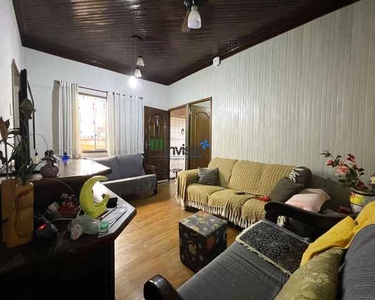 Comprar casa de 2 quartos com edícula no Marapé em Santos