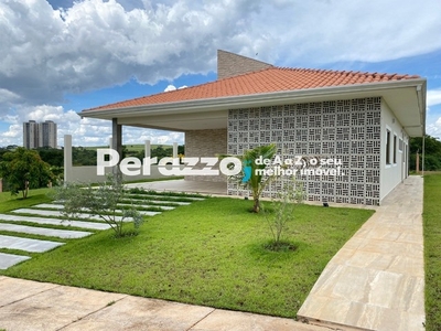 Excelente Casa reformada, com fino acabamento no Alphaville Brasília por R$ 1.450.000,00.