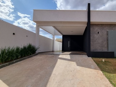 Excelente casa térrea três quartos Villa Suíça