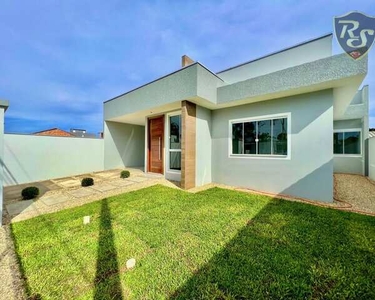 Linda Casa com 3 Quartos e 2 Vagas