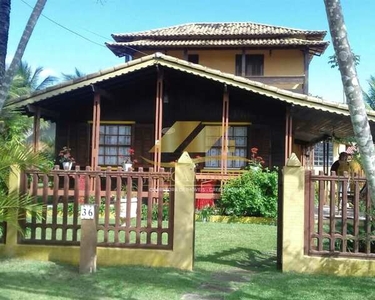 Linda casa com 3 quartos e área gourmet próxima a praia pronta para morar em Unamar - Cabo