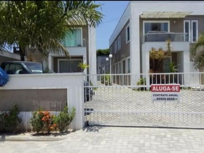 Lindo Sobrado com 2 quartos há apenas 1 quadra da praia