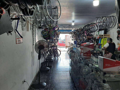 Ponto, fundo comercial no segmento de bicicletaria à venda, 75 m² por R$ 200.000 - Guilhermina - Praia Grande/SP